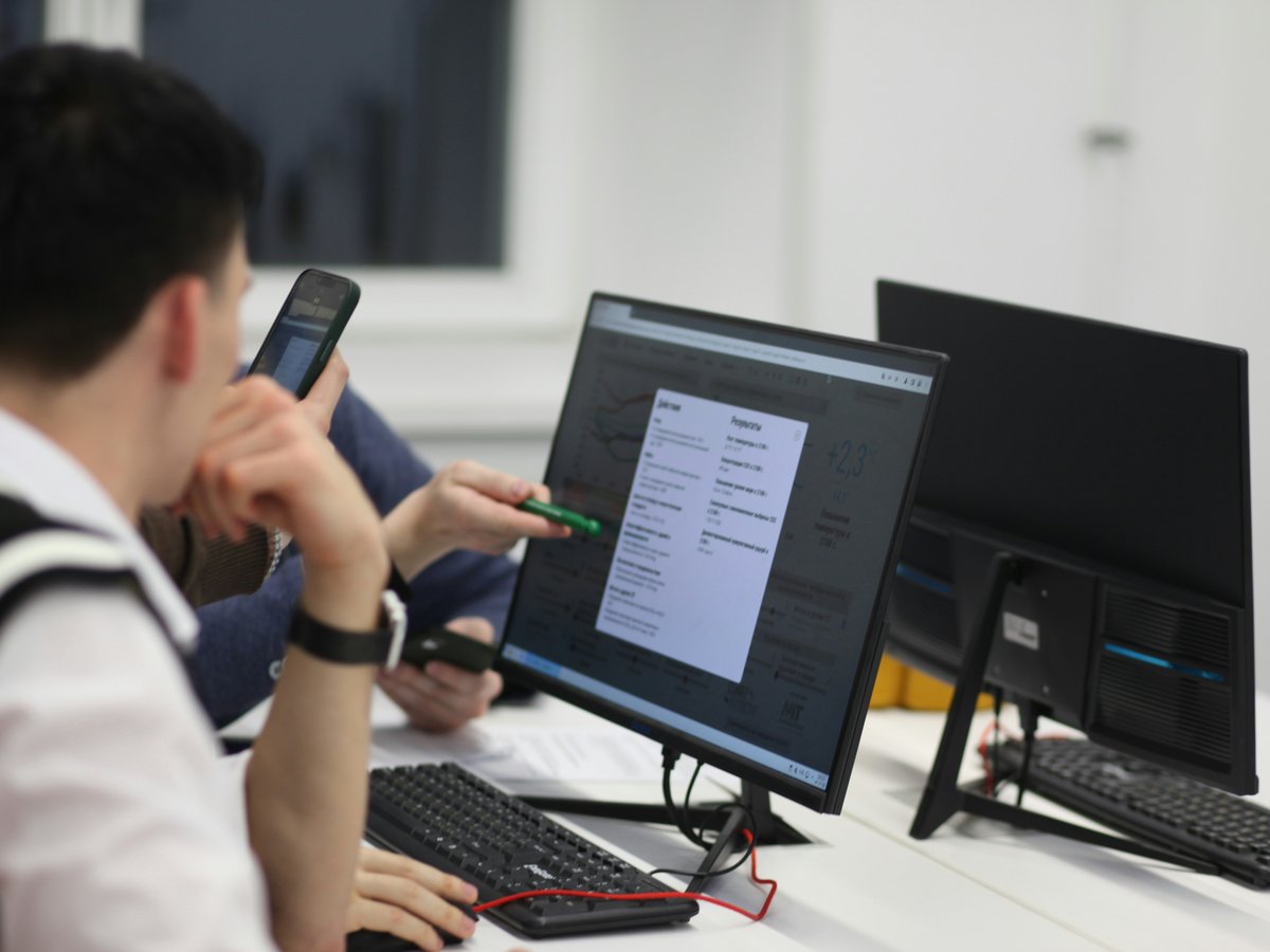 One-on-one CAD instruction